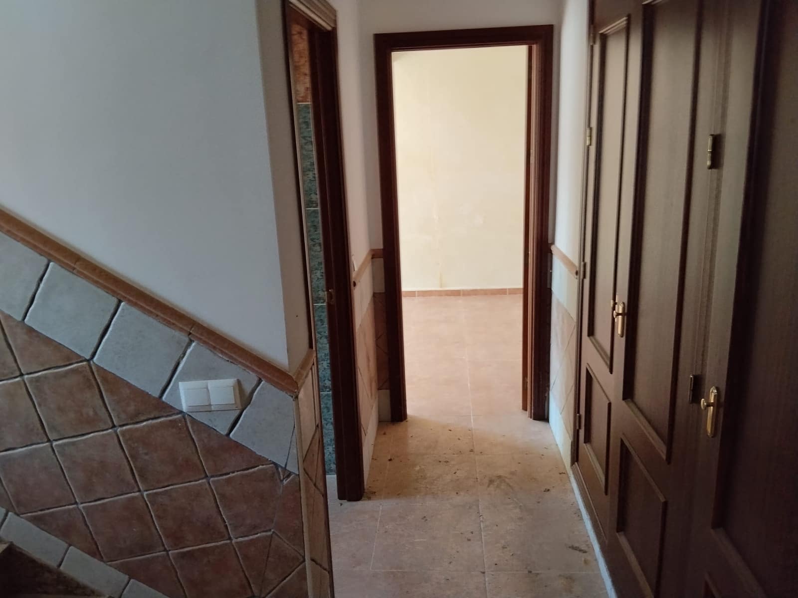 5 Zimmer Haus zu verkaufen in Setenil de las Bodegas - 150.000 € (Ref: 9905319)