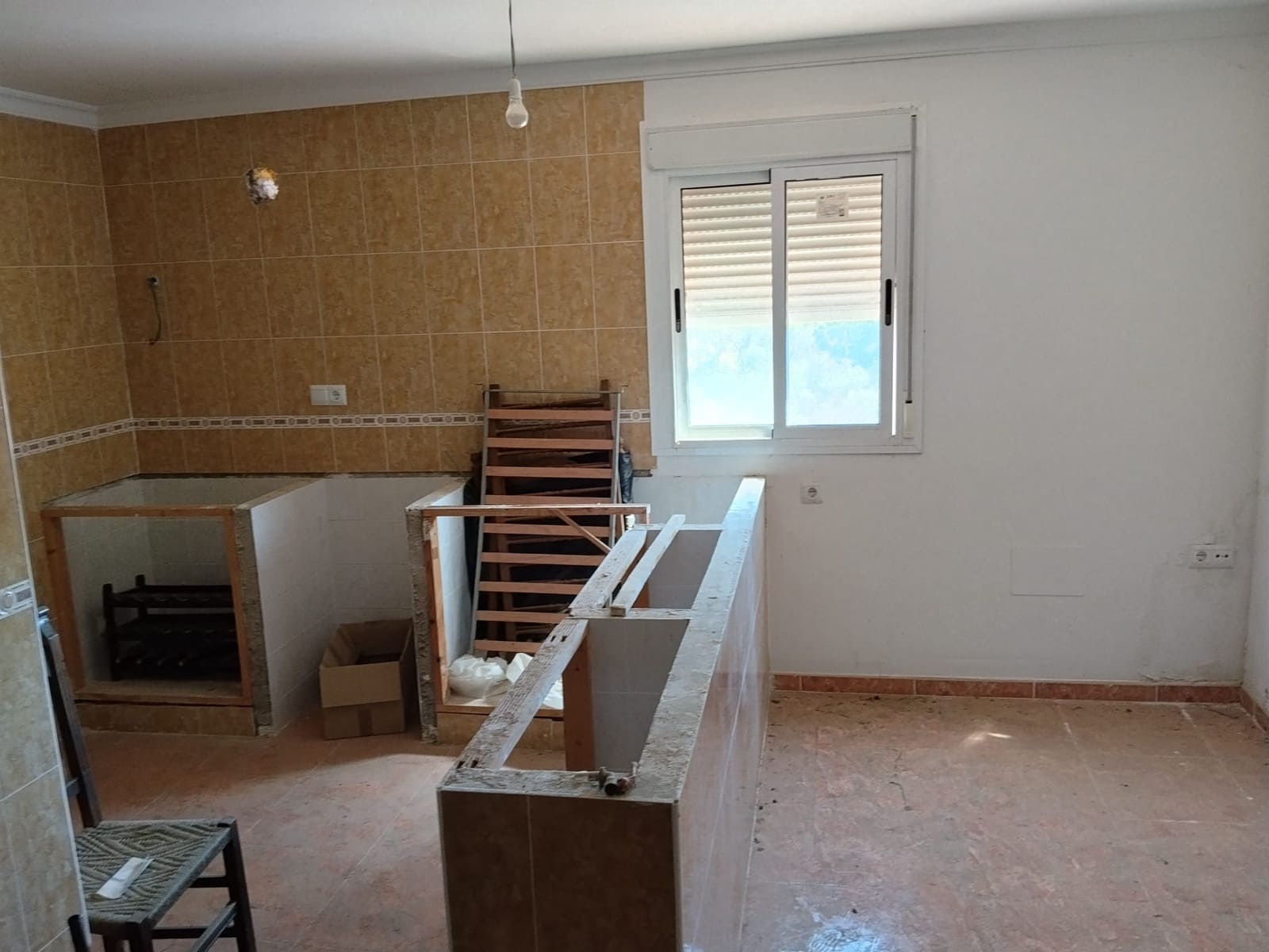 5 Zimmer Haus zu verkaufen in Setenil de las Bodegas - 150.000 € (Ref: 9905319)