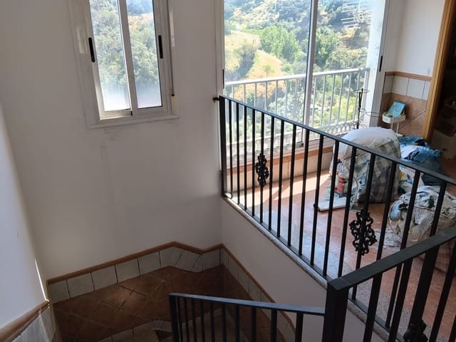 5 Zimmer Haus zu verkaufen in Setenil de las Bodegas - 150.000 € (Ref: 9905319)