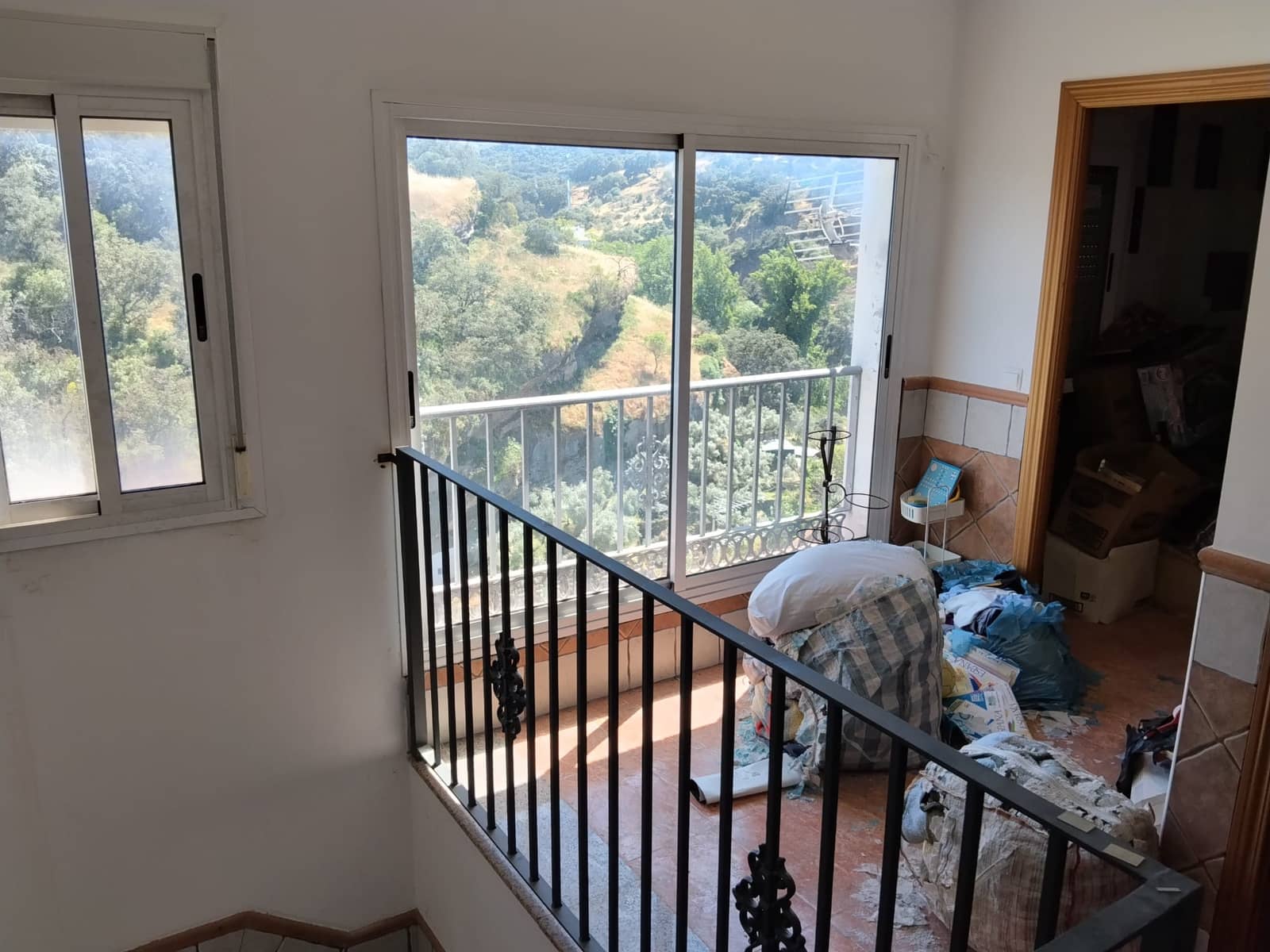 5 Zimmer Haus zu verkaufen in Setenil de las Bodegas - 150.000 € (Ref: 9905319)