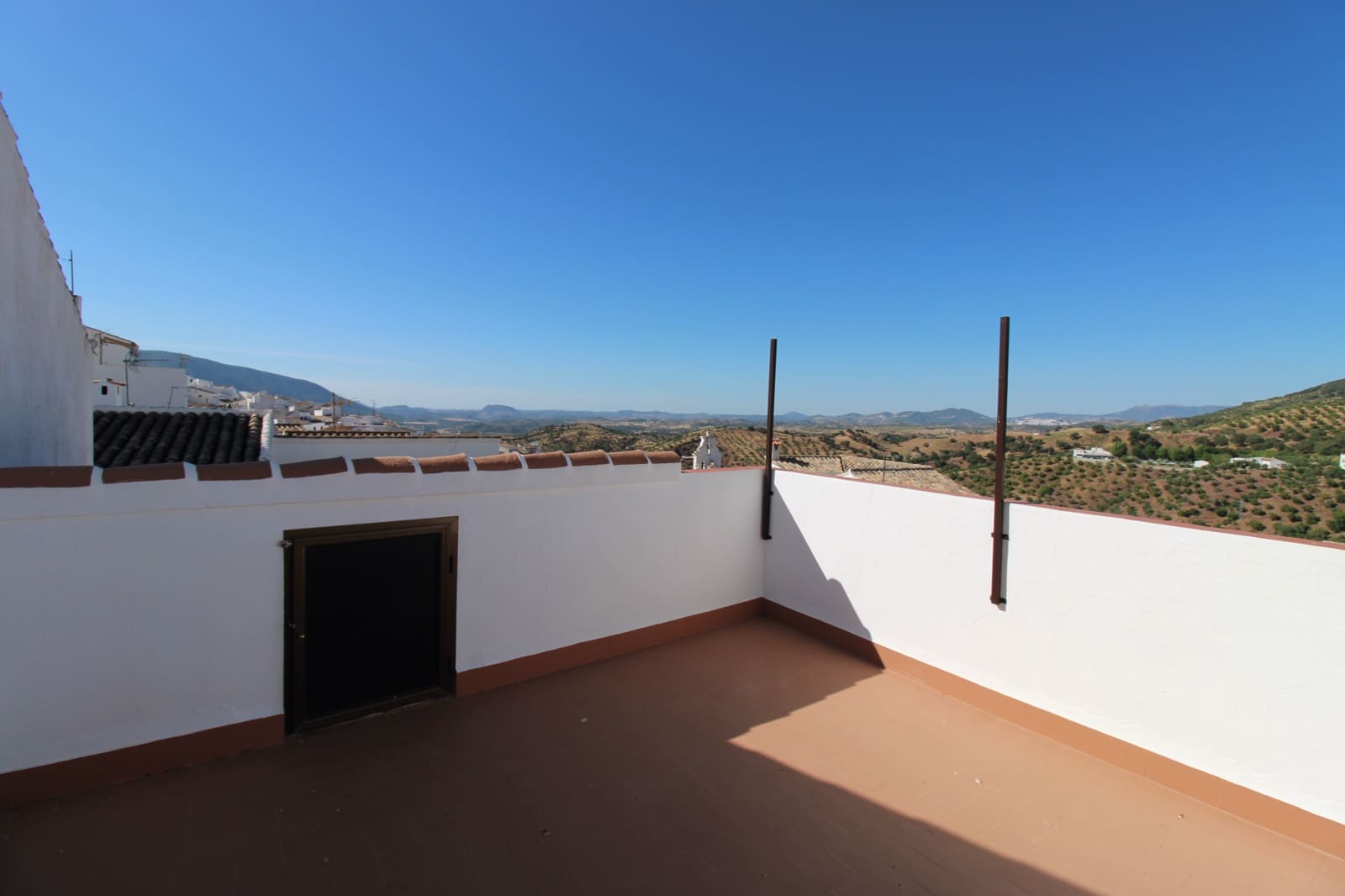 4 bedroom Townhouse for sale in El Gastor - € 65,000 (Ref: 9917621)