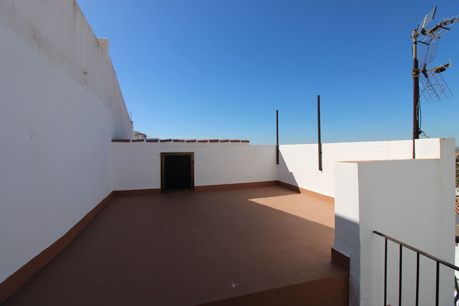 4 bedroom Townhouse for sale in El Gastor - € 65,000 (Ref: 9917621)
