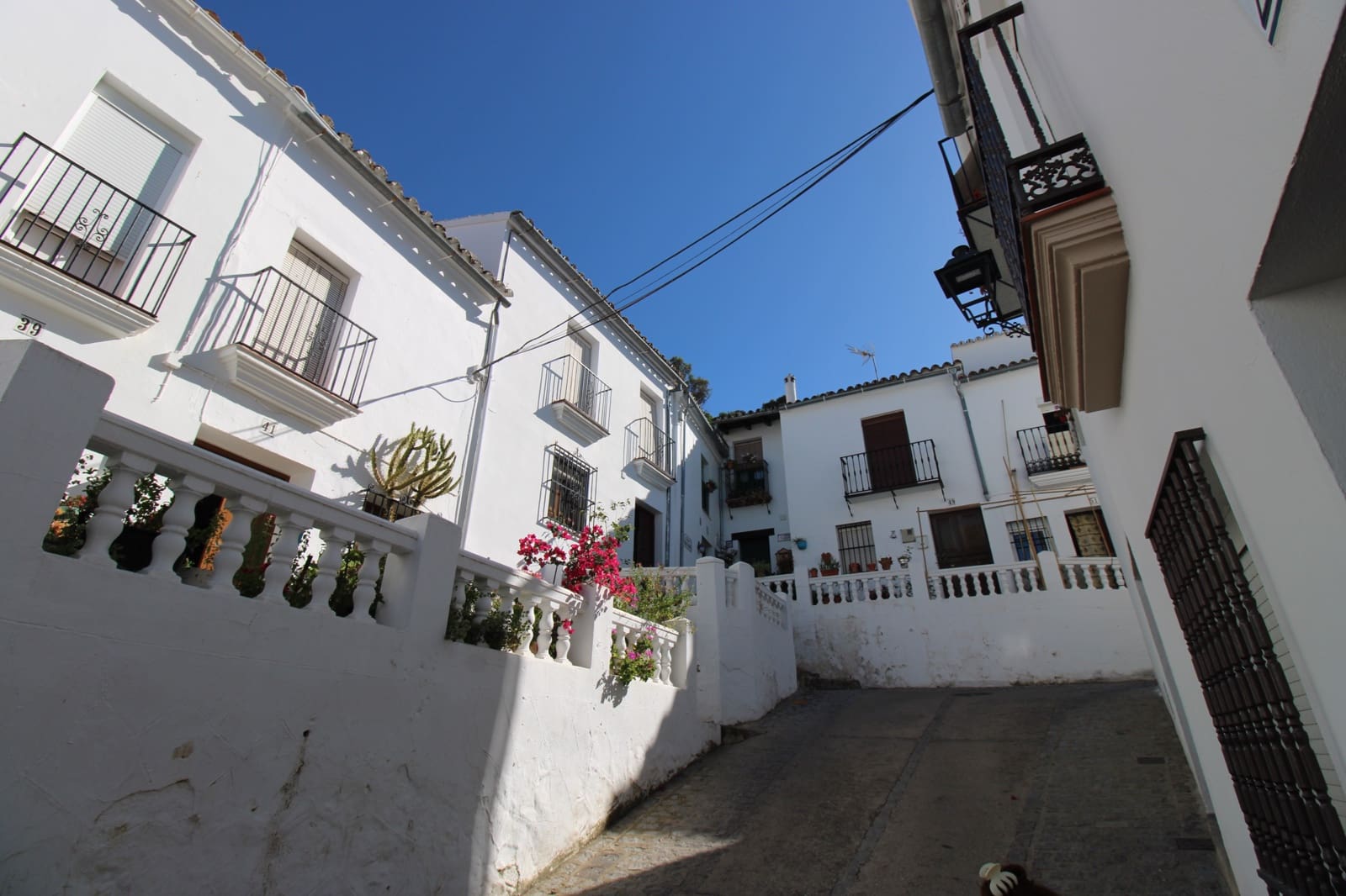 4 bedroom Townhouse for sale in El Gastor - € 65,000 (Ref: 9917621)