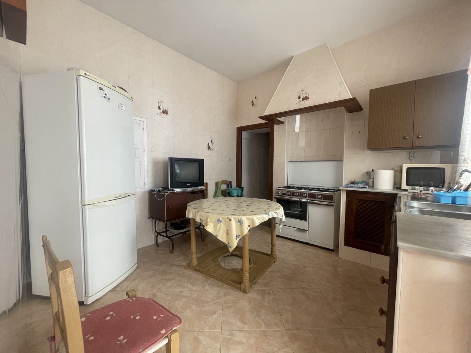 8 bedroom Townhouse for sale in Canete la Real - € 120,000 (Ref: 9924935)