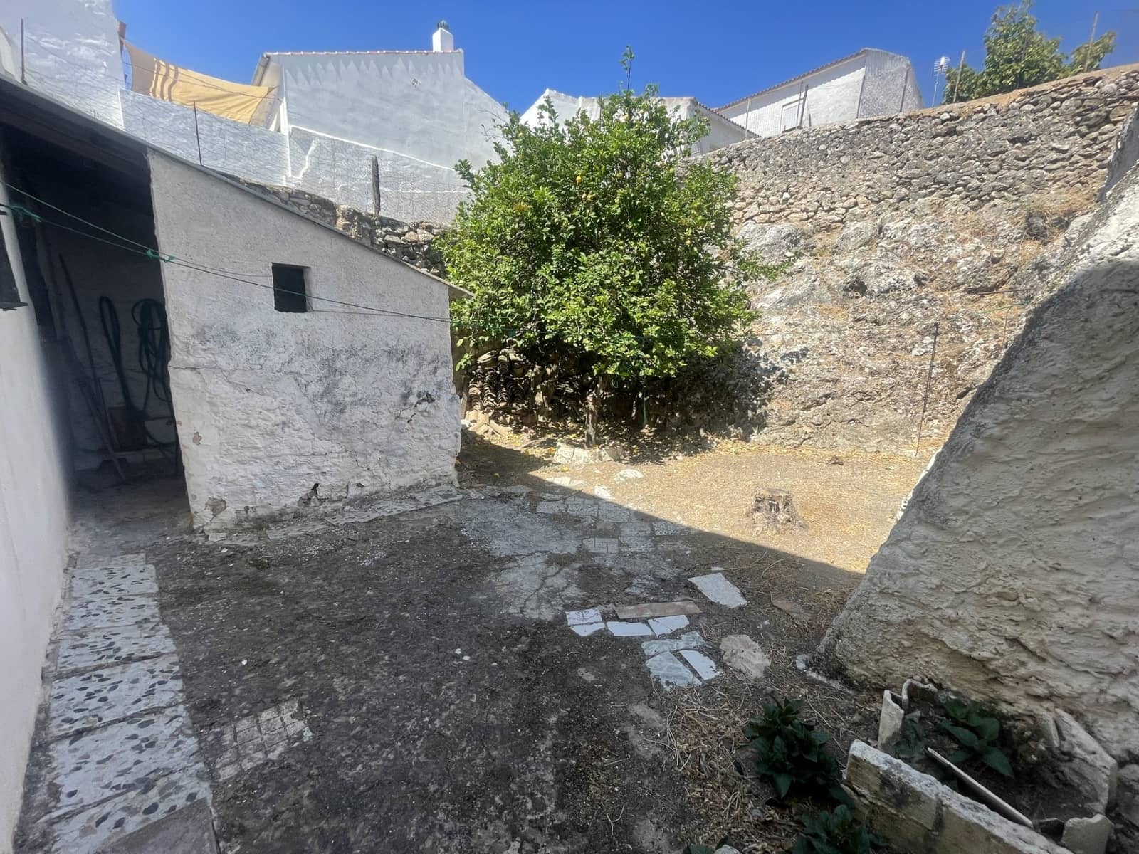 8 bedroom Townhouse for sale in Canete la Real - € 120,000 (Ref: 9924935)