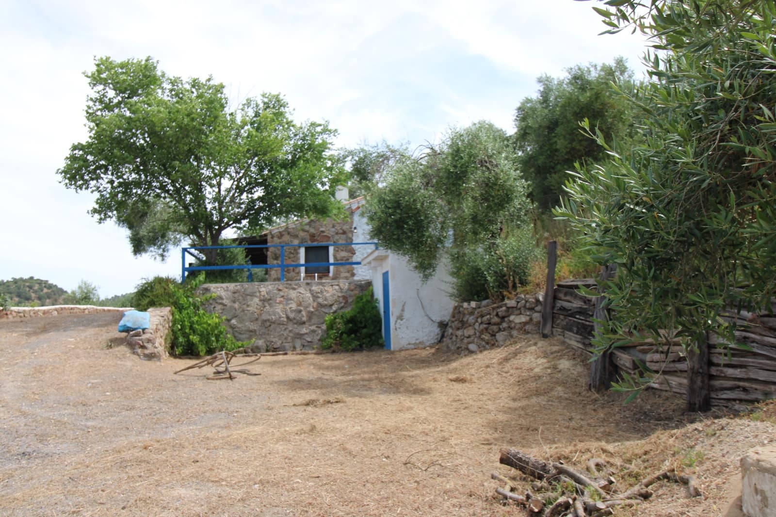 2 soveværelse Finca/Landehus til salg i Bornos med swimmingpool - € 190.000 (Ref: 9925246)