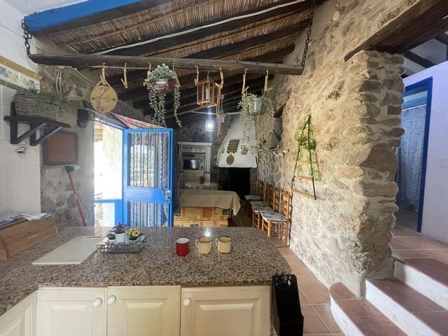 2 soveværelse Finca/Landehus til salg i Bornos med swimmingpool - € 190.000 (Ref: 9925246)