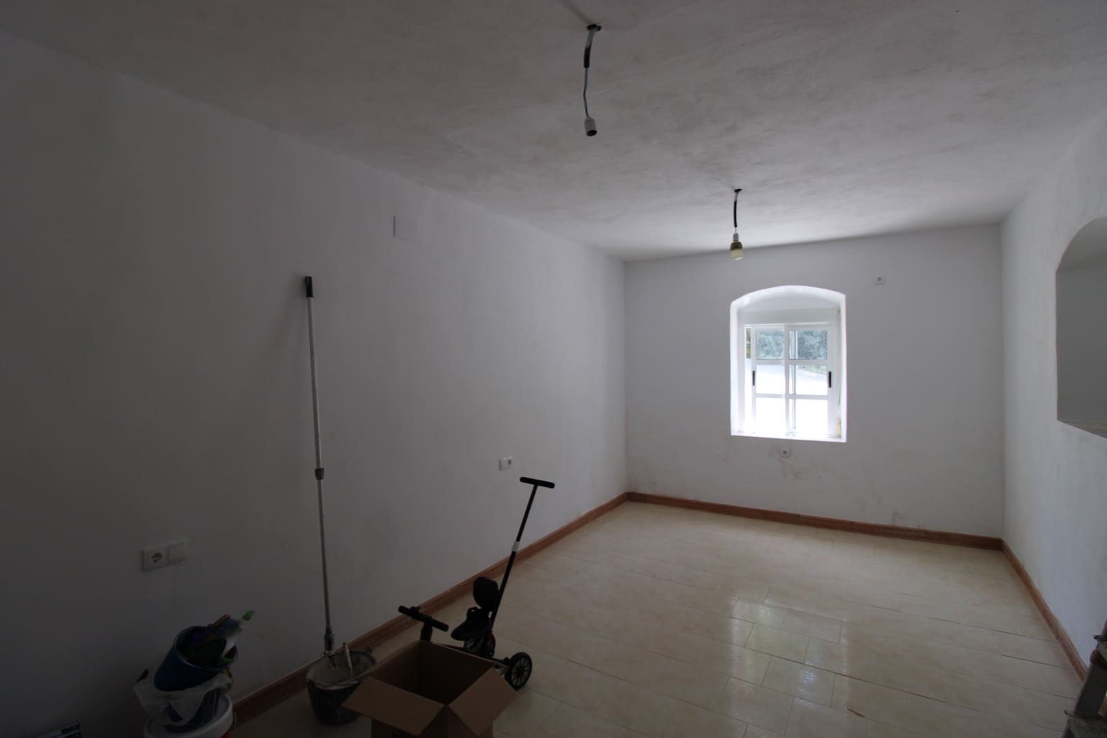 5 bedroom Finca/Country House for sale in Puerto Serrano with pool - € 220,000 (Ref: 9926463)