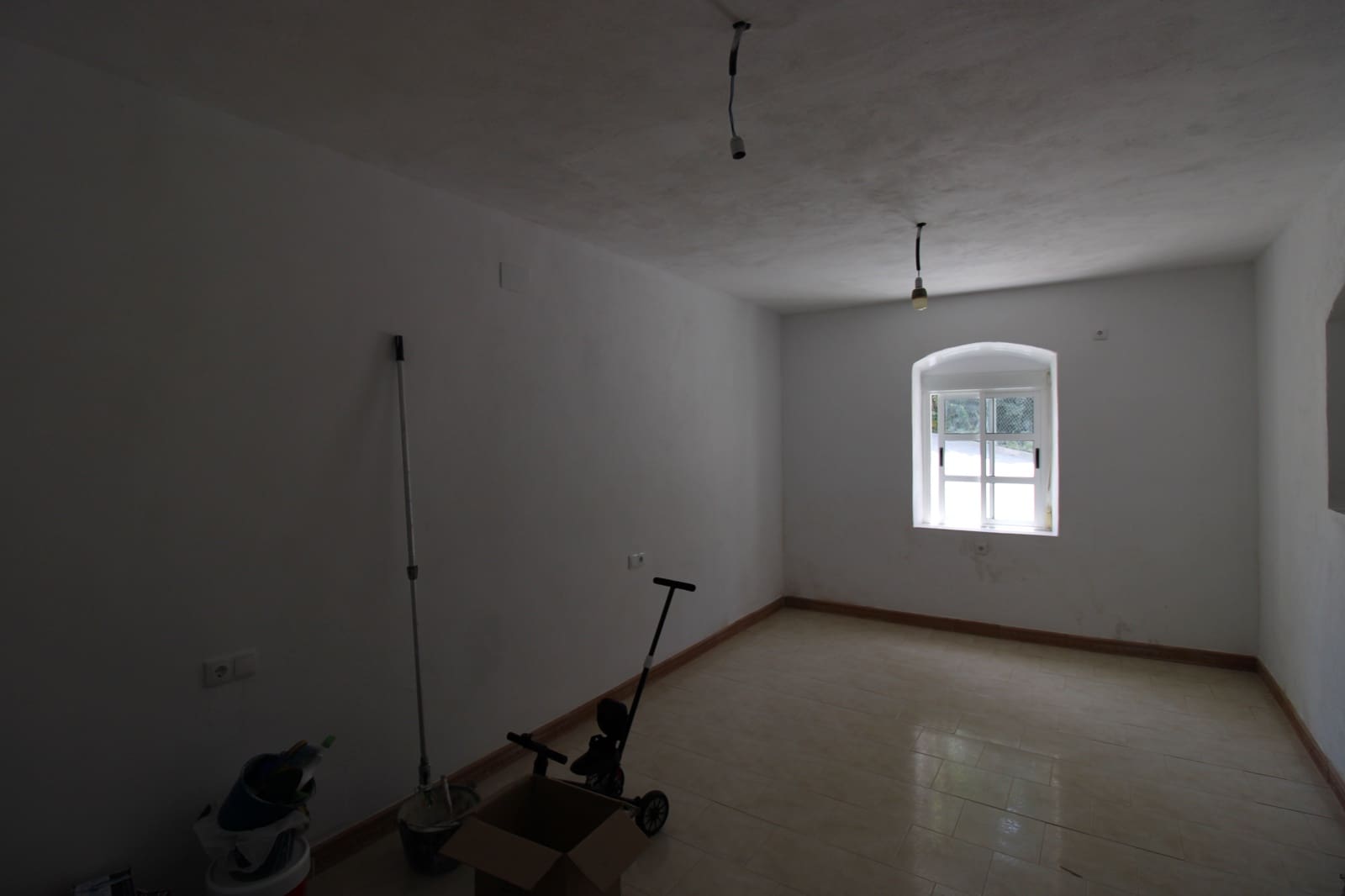 5 bedroom Finca/Country House for sale in Puerto Serrano with pool - € 220,000 (Ref: 9926463)