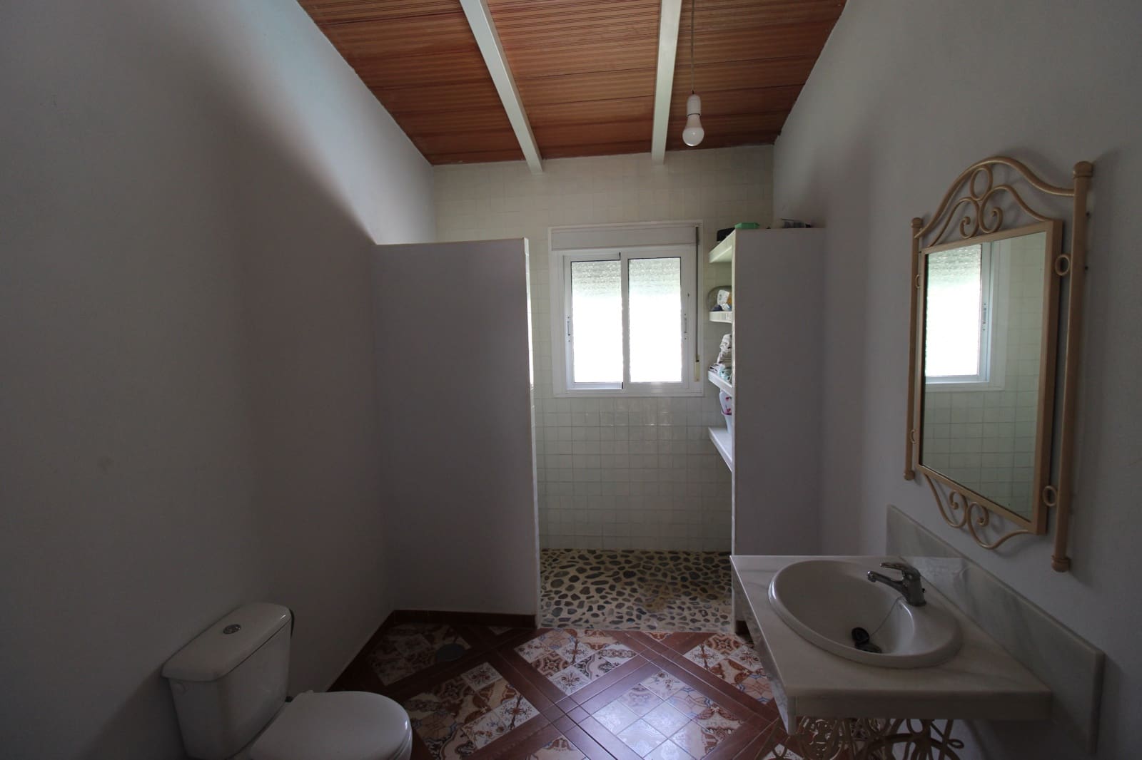 5 bedroom Finca/Country House for sale in Puerto Serrano with pool - € 220,000 (Ref: 9926463)