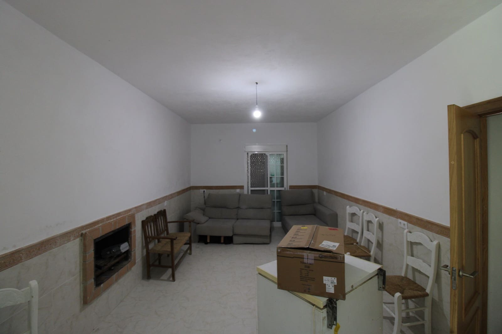 5 bedroom Finca/Country House for sale in Puerto Serrano with pool - € 220,000 (Ref: 9926463)