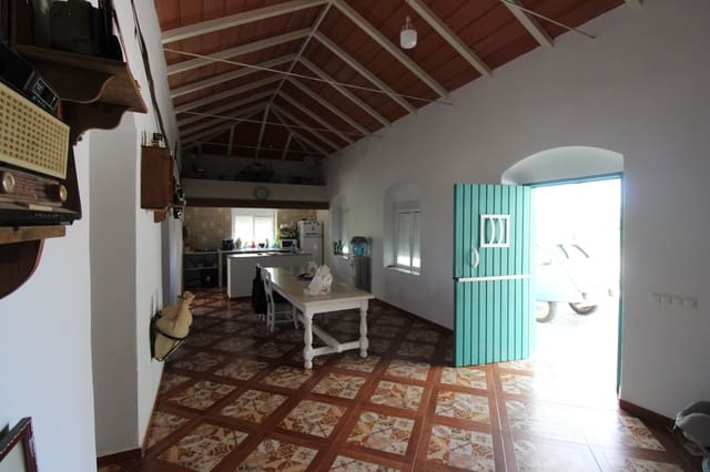 5 soverom Finca/Herregård til salgs i Puerto Serrano med svømmebasseng - € 220 000 (Ref: 9926463)