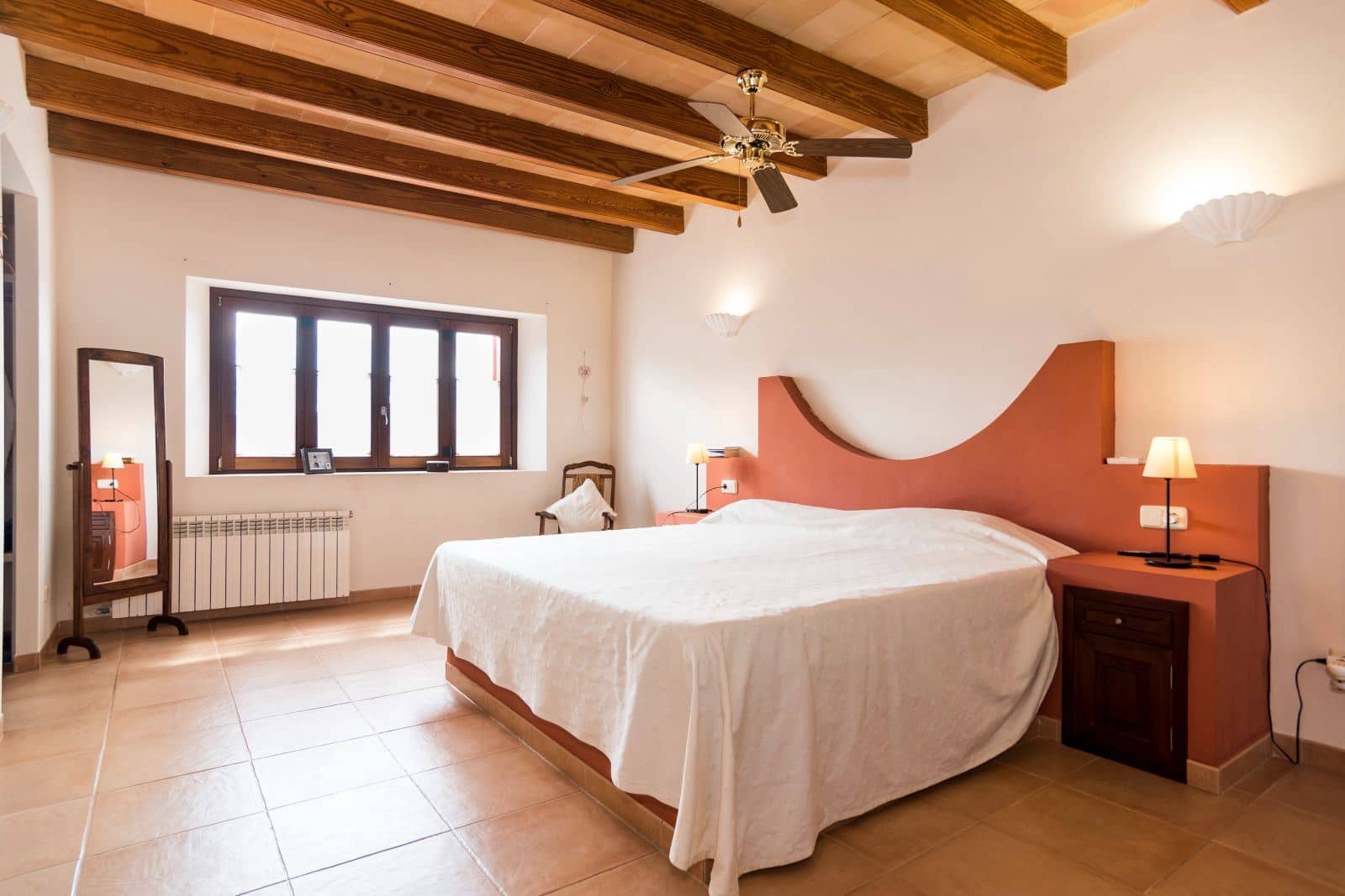 4 sypialnia Finka/Dom wiejski do wynajęcia w Sant Llorenc des Cardassar z basenem garażem - 4 000 € (Ref: 10153710)
