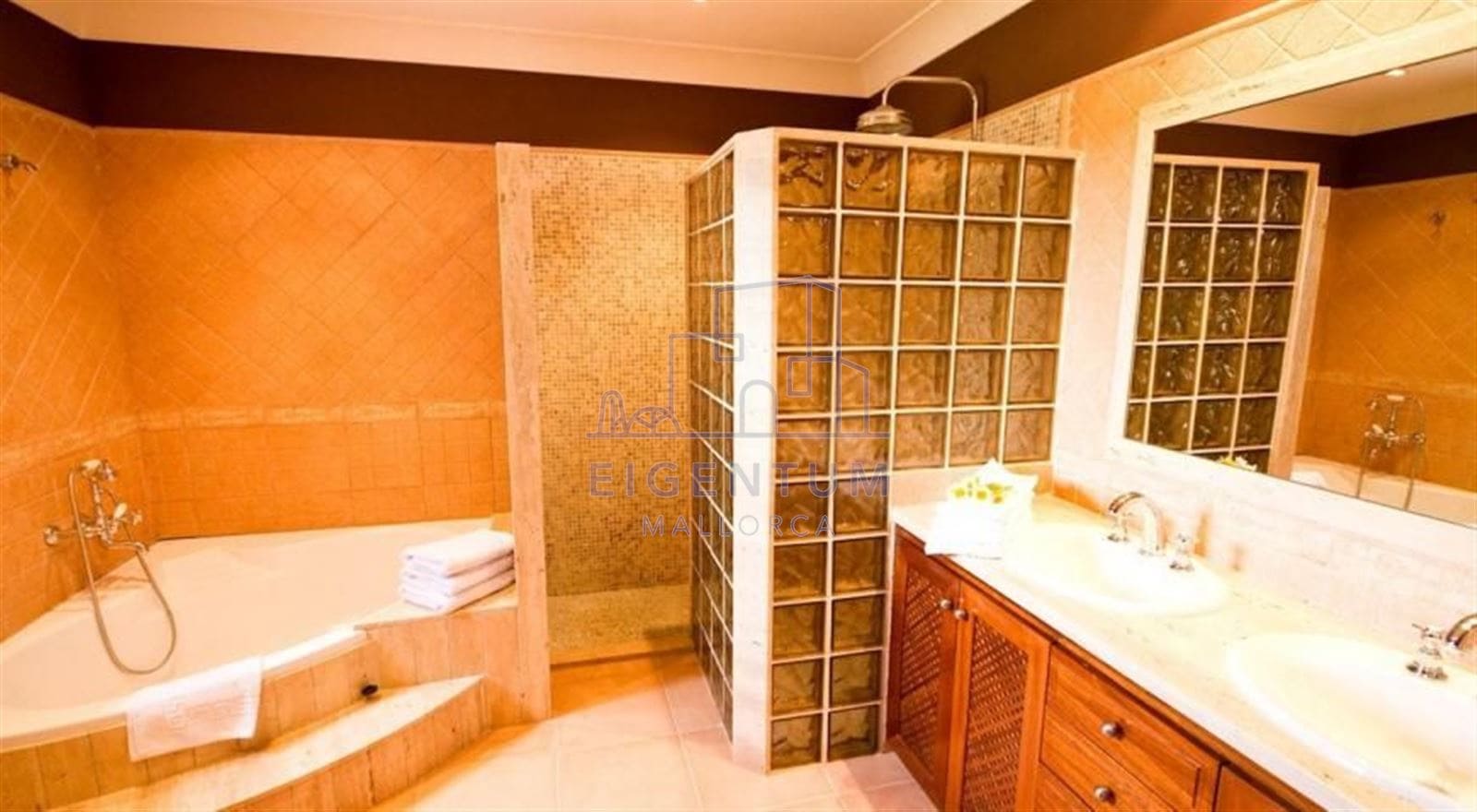 4 sypialnia Finka/Dom wiejski do wynajęcia w Sant Llorenc des Cardassar z basenem garażem - 4 000 € (Ref: 10153710)