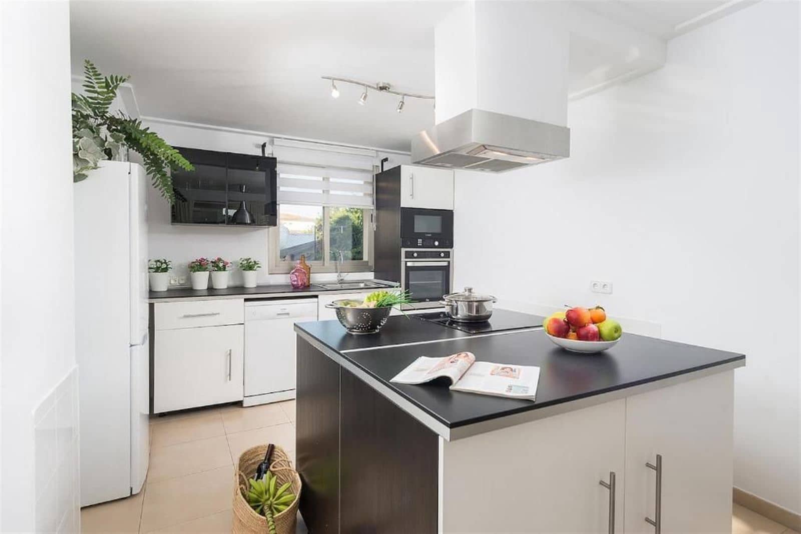 3 soverom Villa til leie i Felanitx med svømmebasseng garasje - € 2 500 (Ref: 10153714)