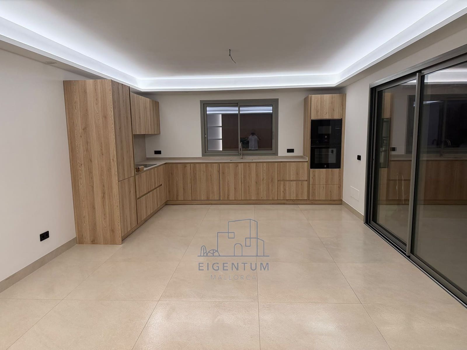 3 bedroom Villa for rent in Son Servera with pool garage - € 3,700 (Ref: 10153715)