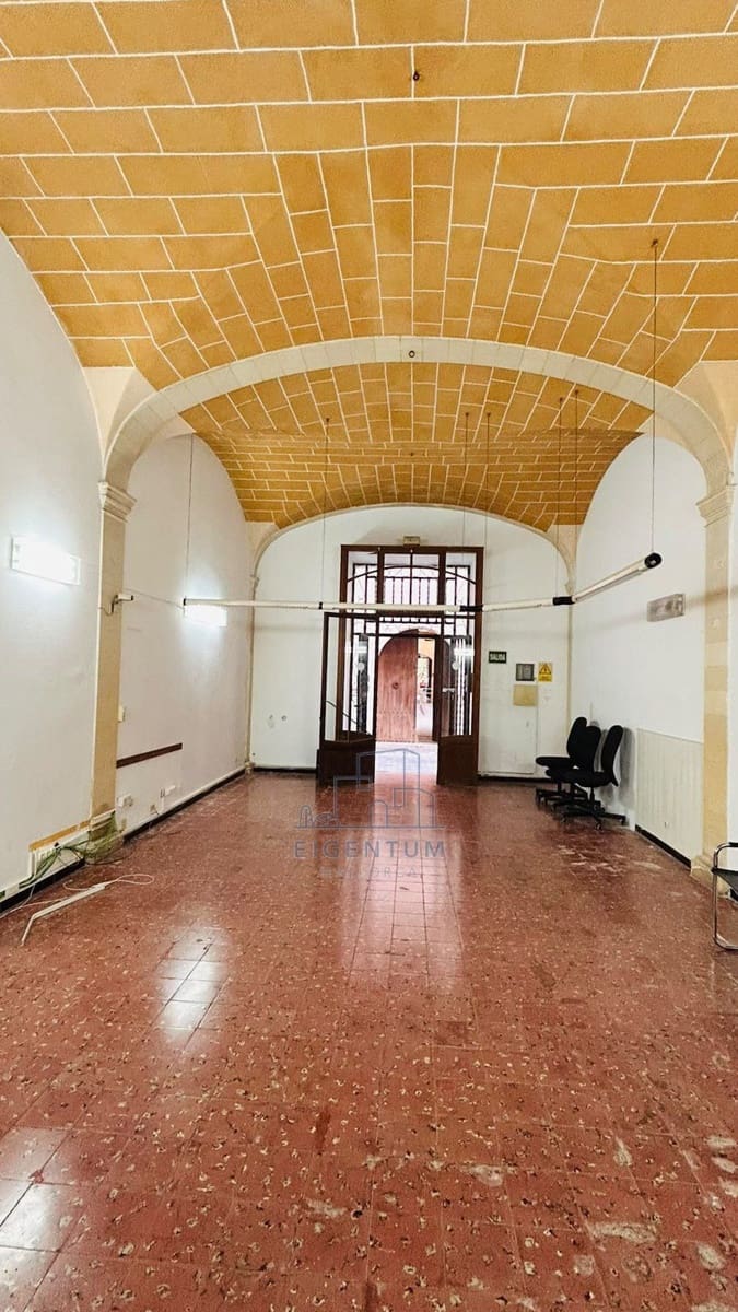 Kaupallinen vuokrattavana paikassa Manacor - 1 500 € (Ref: 10153718)
