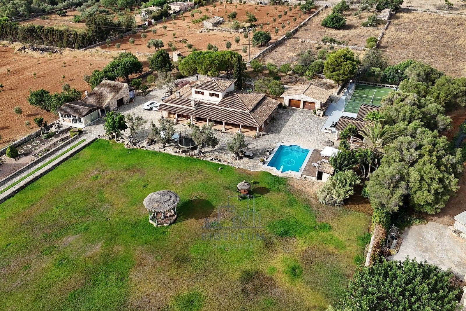 4 sovrum Finca/Hus på landet till salu i Santa Margalida med pool - 1 999 000 € (Ref: 10153719)