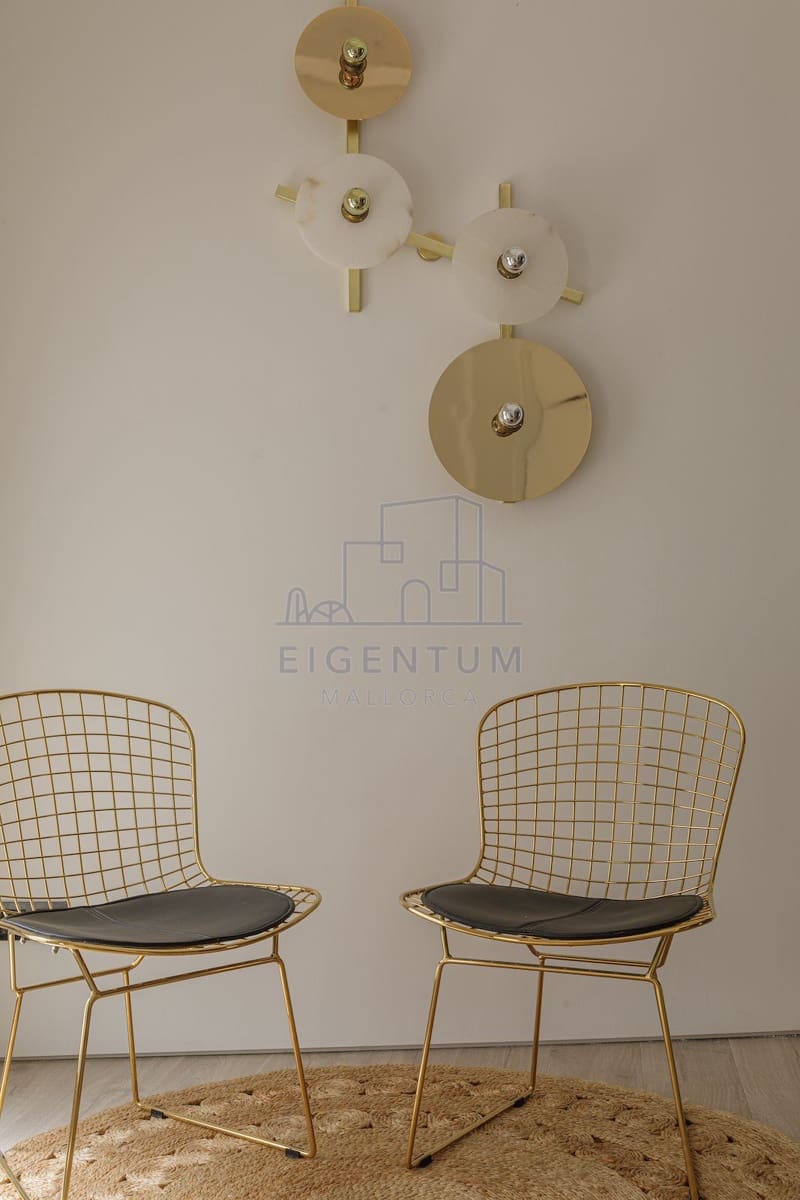 2 bedroom Flat for sale in Palma de Mallorca - € 1,390,000 (Ref: 10153728)