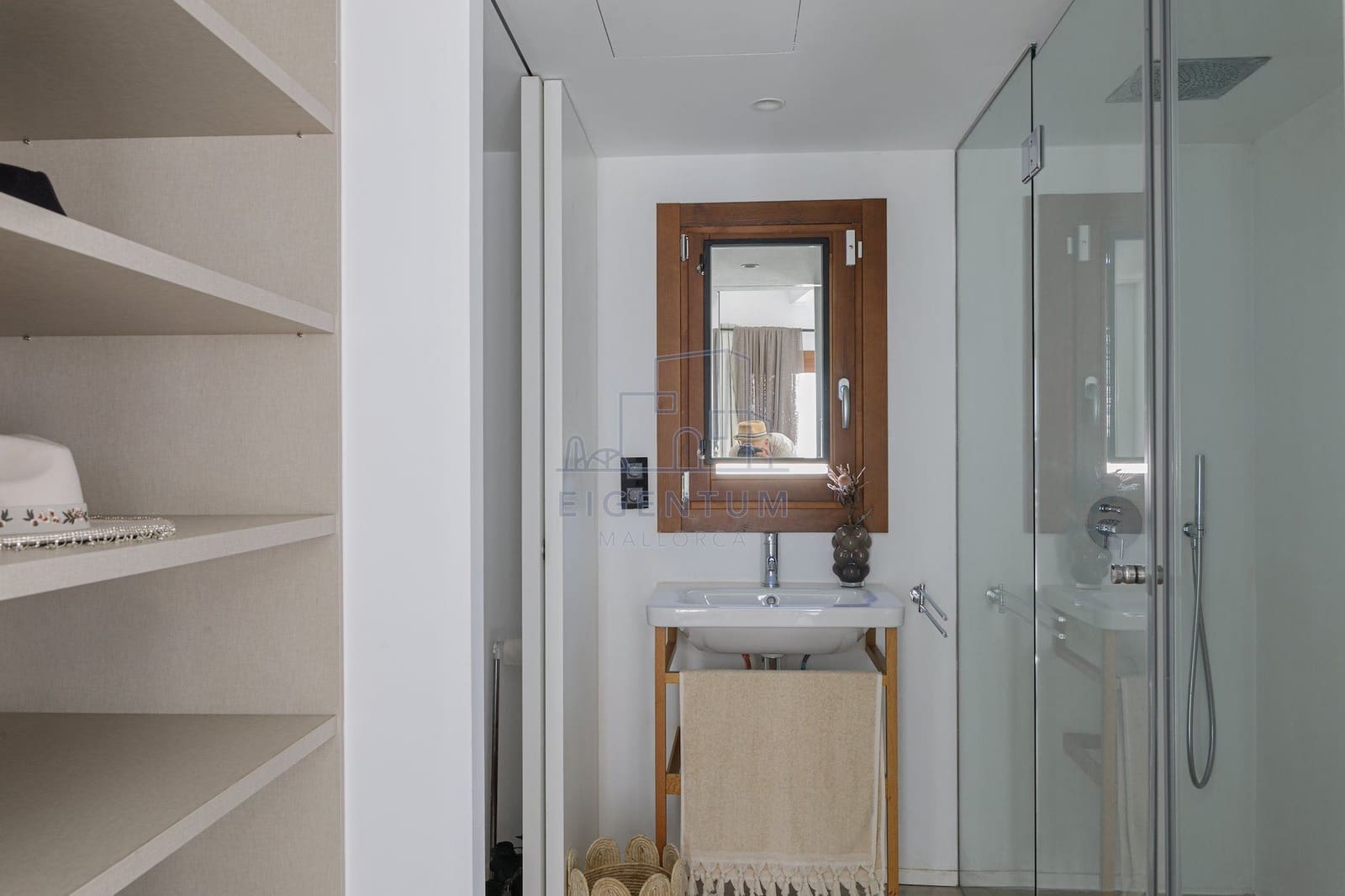 2 bedroom Flat for sale in Palma de Mallorca - € 1,390,000 (Ref: 10153728)