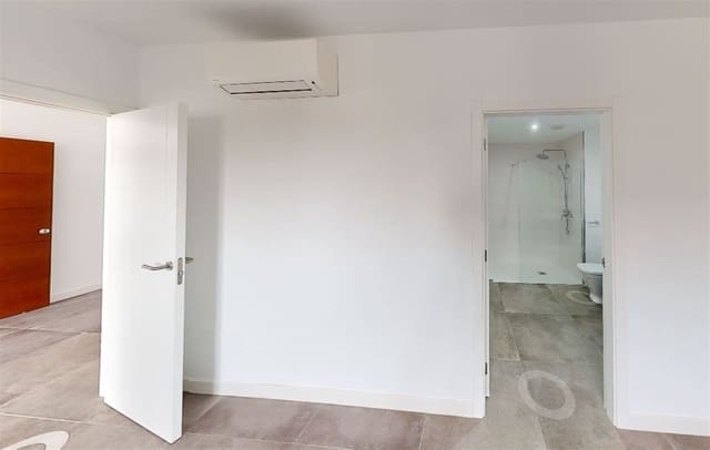 3 bedroom Apartment for rent in Sant Joan - € 1,300 (Ref: 10158154)