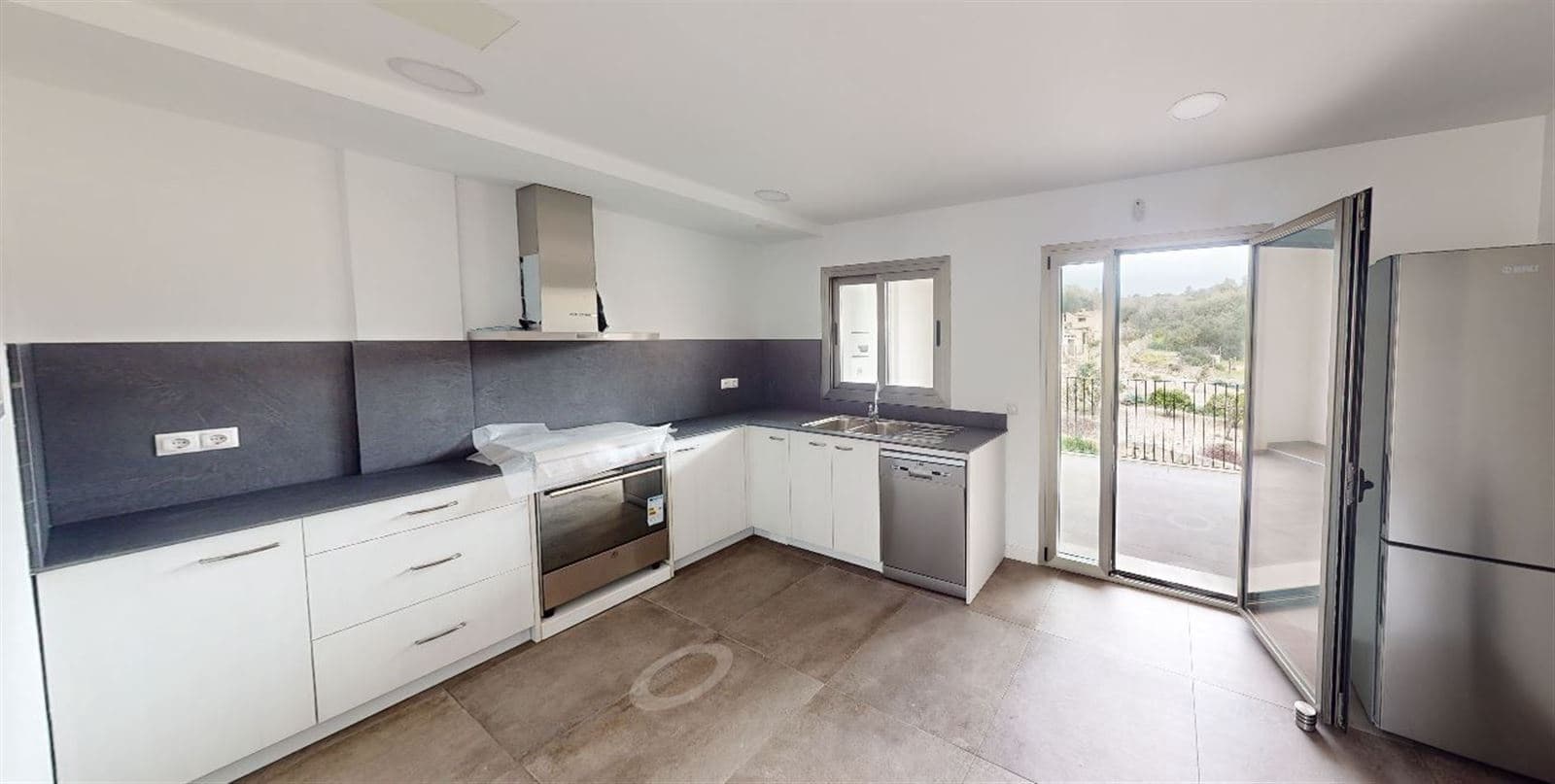 Appartement de 3 chambres à louer à Sant Joan - 1 300 € (Ref: 10158154)