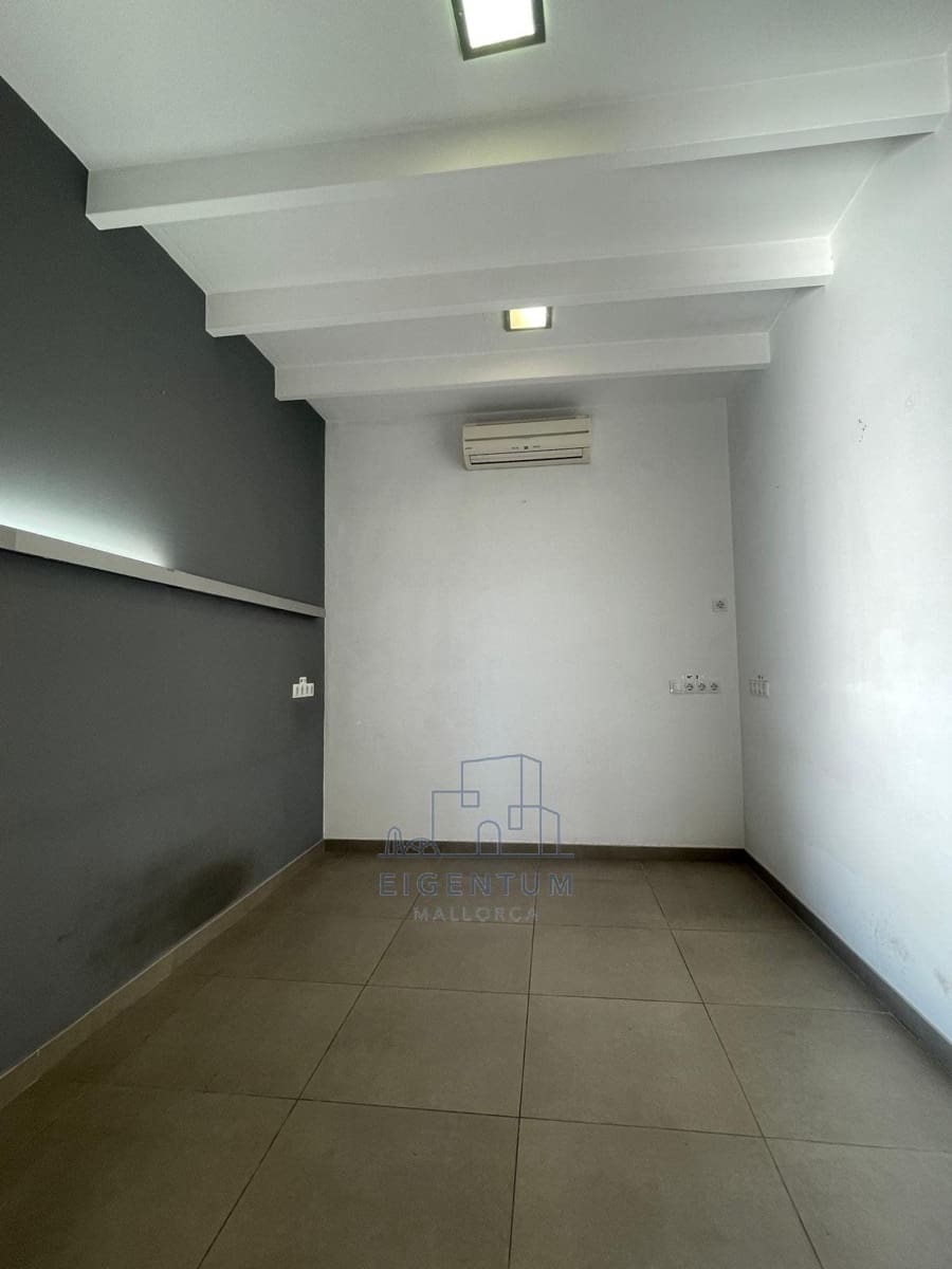 Local Commercial à louer à Manacor - 1 500 € (Ref: 10158155)
