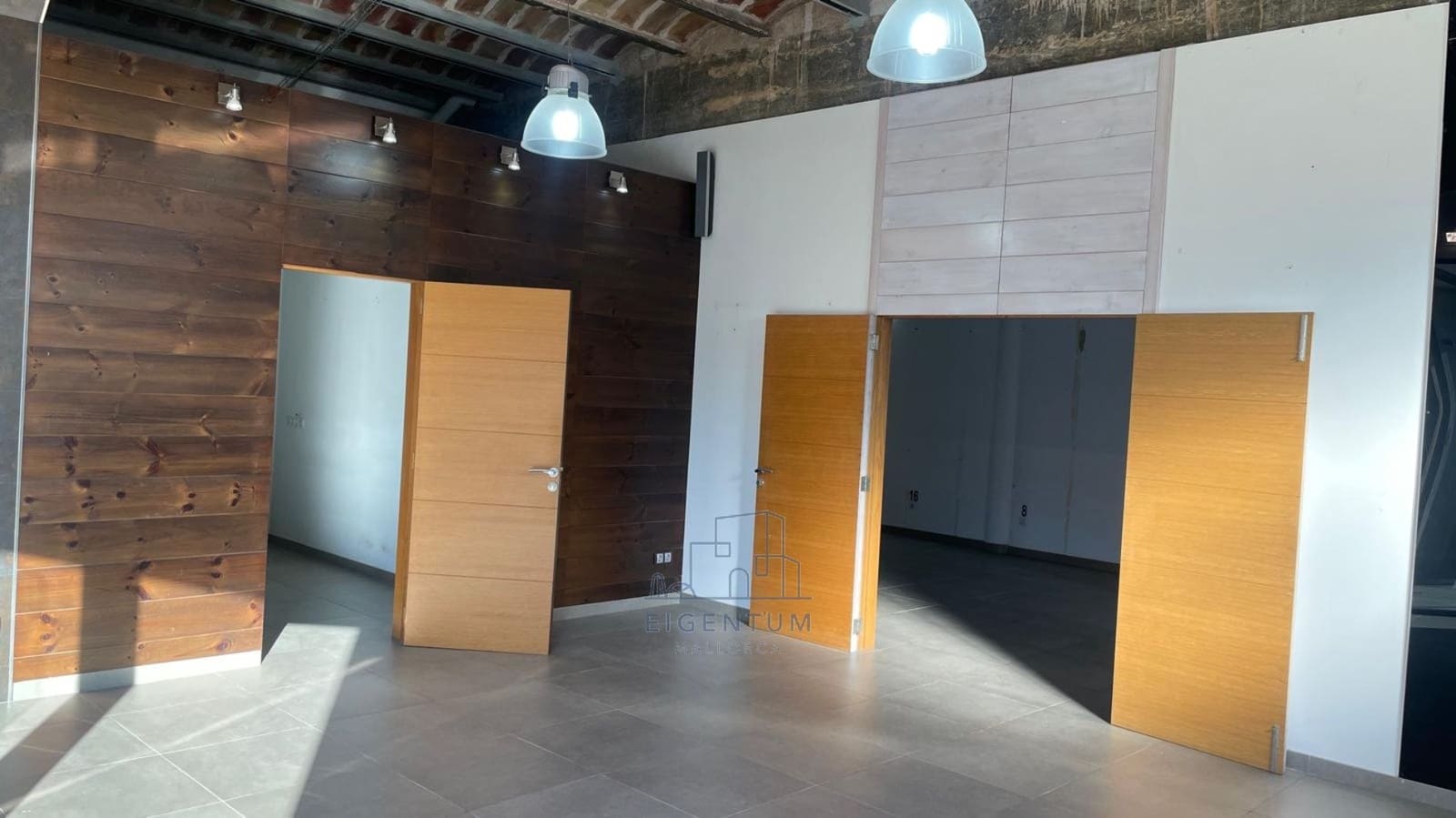 Local Commercial à louer à Manacor - 1 500 € (Ref: 10158155)
