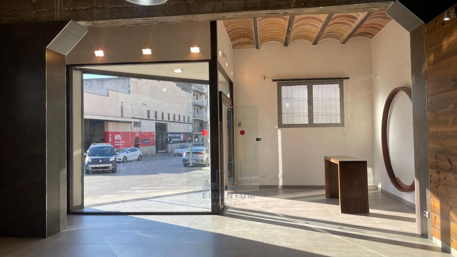 Local Commercial à louer à Manacor - 1 500 € (Ref: 10158155)