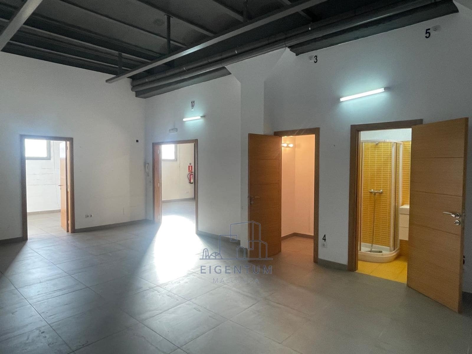 Local Commercial à louer à Manacor - 1 500 € (Ref: 10158155)