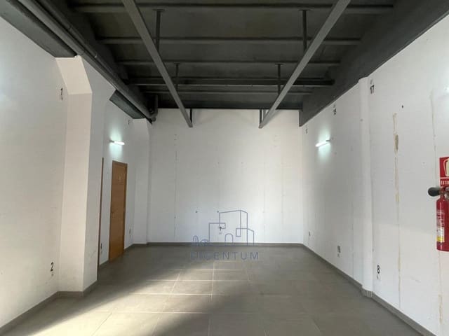 Kaupallinen vuokrattavana paikassa Manacor - 1 500 € (Ref: 10158155)