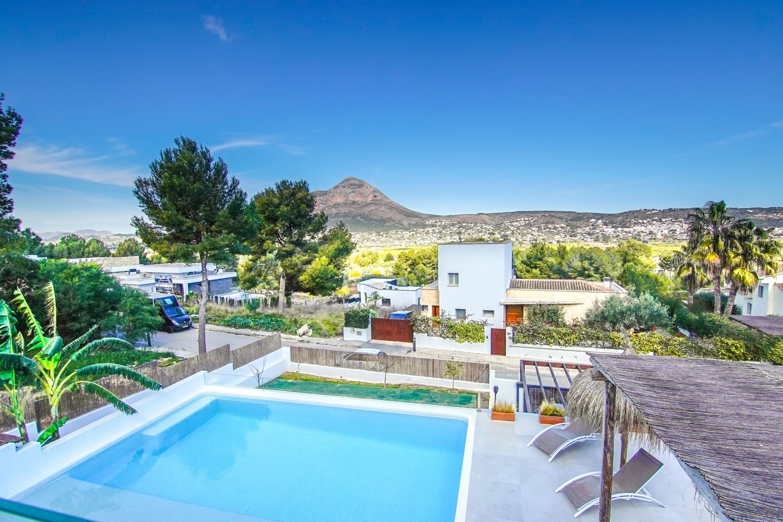 4 soveværelse Villa til salg i Javea / Xabia med swimmingpool garage - € 1.450.000 (Ref: 7590763)