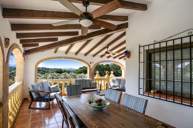 4 sypialnia Willa na sprzedaż w Partides comunes - Adsubia, Javea / Xàbia z basenem garażem - 680 000 € (Ref: 7654276)