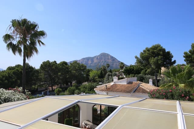 4 sypialnia Willa na sprzedaż w Partides comunes - Adsubia, Javea / Xàbia z basenem garażem - 680 000 € (Ref: 7654276)