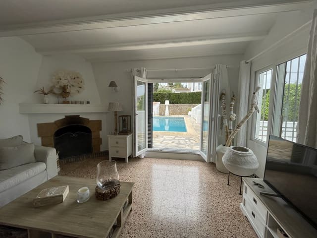 4 slaapkamer Villa te huur in Cap Martí - El Tossalet - Pinomar, Javea / Xàbia met zwembad garage - € 2.400 (Ref: 7726767)