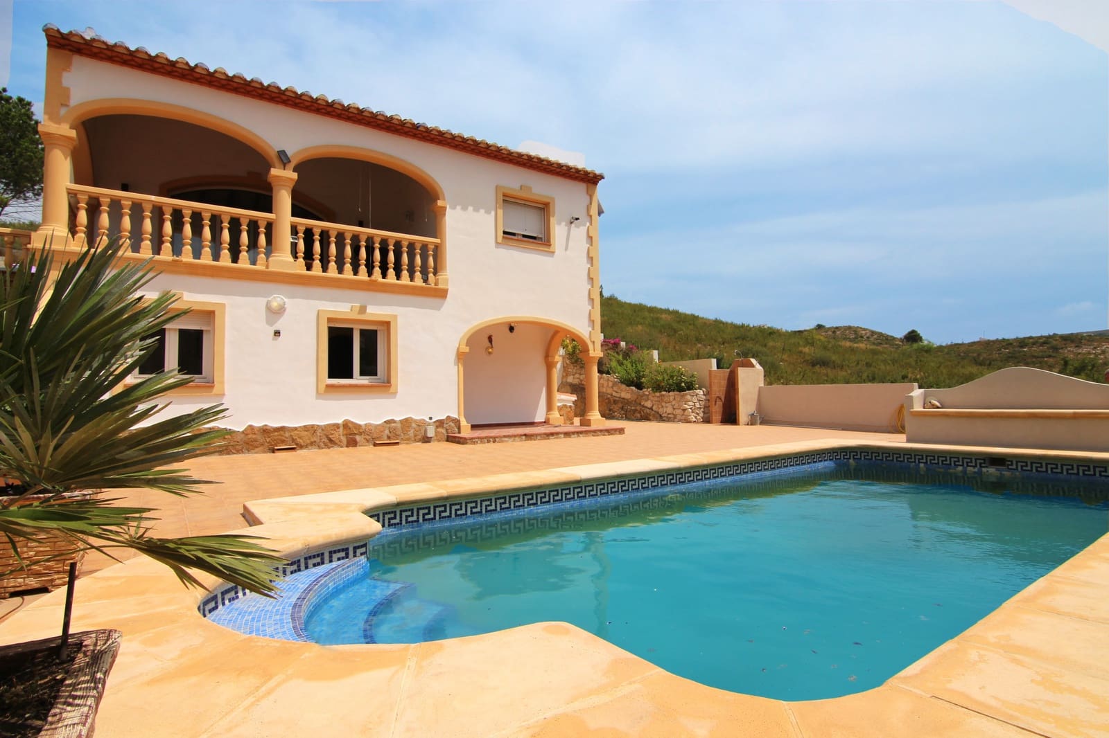 4 sypialnia Willa na sprzedaż w Javea / Xabia z basenem garażem - 495 000 € (Ref: 7730444)