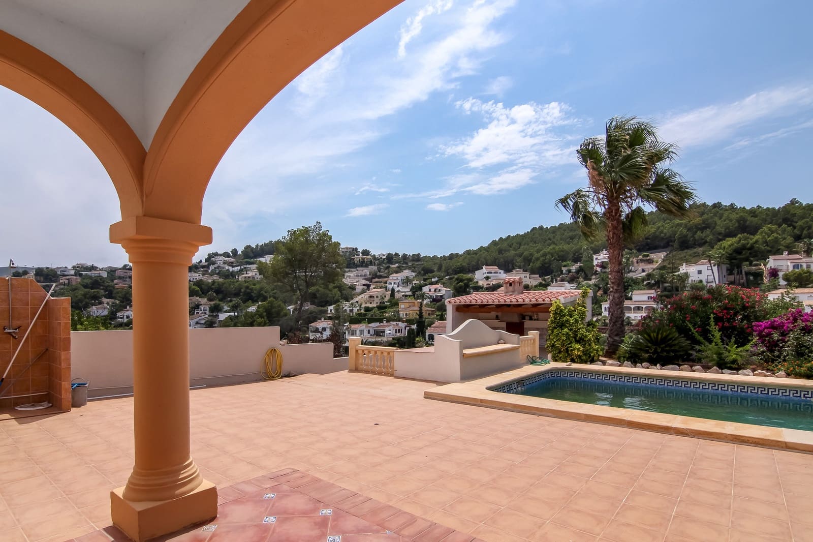 4 sypialnia Willa na sprzedaż w Javea / Xabia z basenem garażem - 495 000 € (Ref: 7730444)