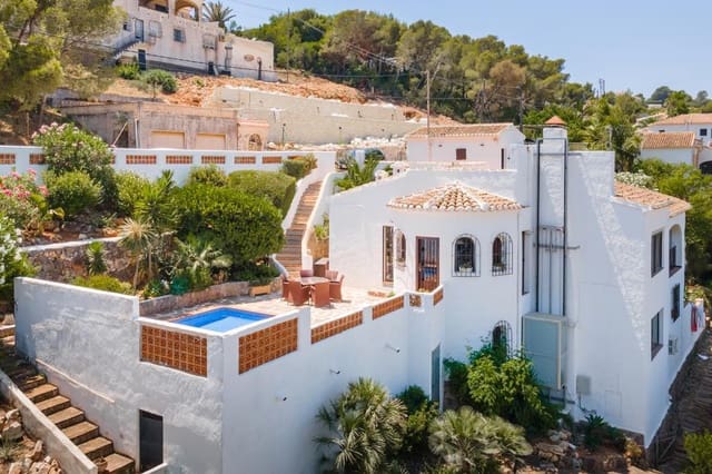 5 bedroom Villa for sale in La Granadella  - Costa Nova, Javea / Xàbia with pool garage - € 849,000 (Ref: 7786463)