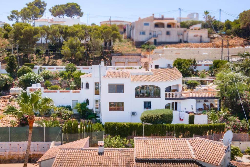 5 bedroom Villa for sale in Javea / Xabia with pool garage - € 849,000 (Ref: 7786463)