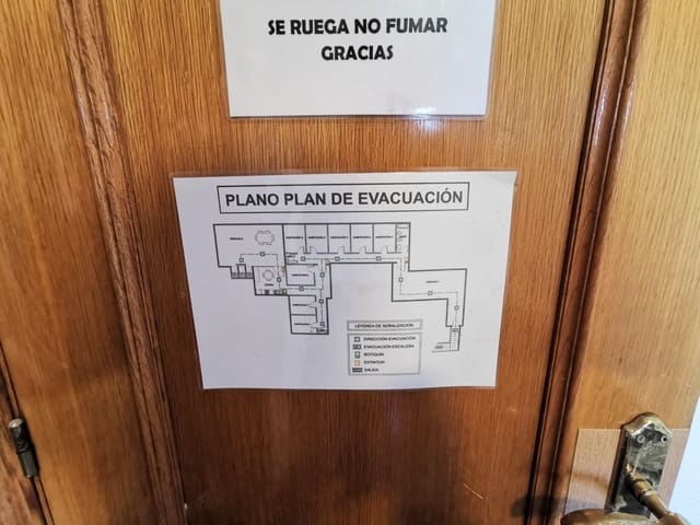 10 soveværelse Lejlighed til salg i Arenal, Javea / Xàbia - € 350.000 (Ref: 7835656)