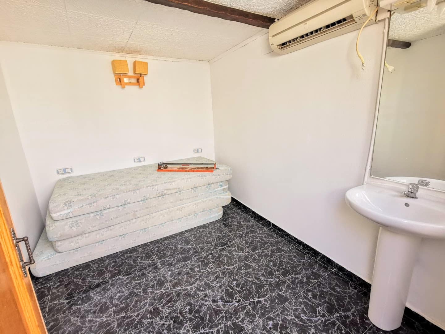 10 soveværelse Lejlighed til salg i Javea / Xabia - € 350.000 (Ref: 7835656)