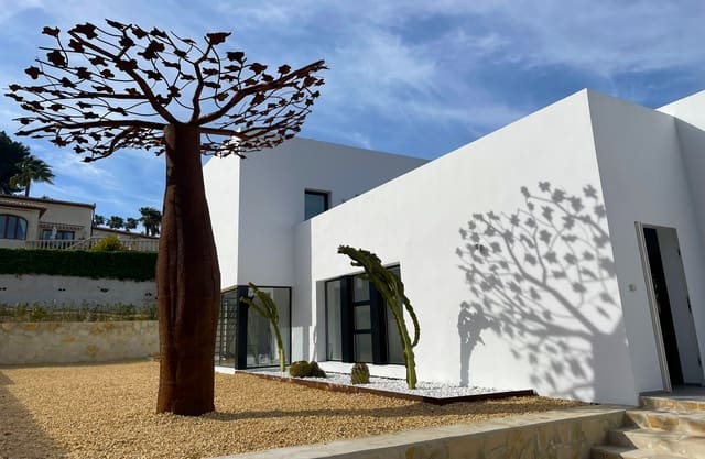 3 soveværelse Villa til salg i Javea / Xàbia med swimmingpool garage - € 875.000 (Ref: 8125065)