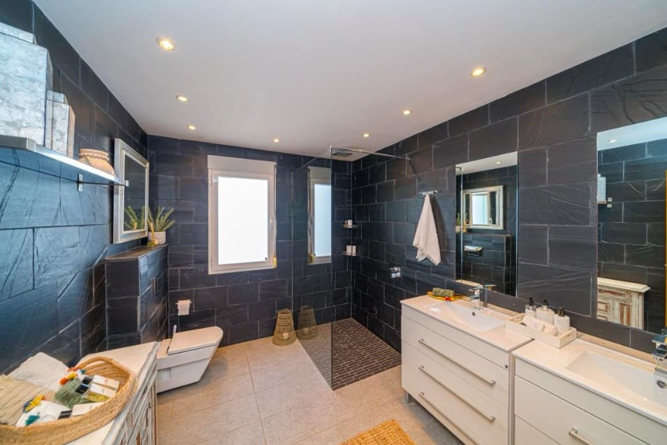 5 sovrum Villa till salu i Javea / Xabia med pool garage - 999 000 € (Ref: 8220910)