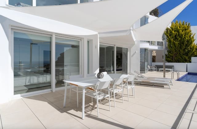 5 slaapkamer Rijtjeshuis te koop in Alhama Springs, Altea met zwembad garage - € 1.140.000 (Ref: 8420744)