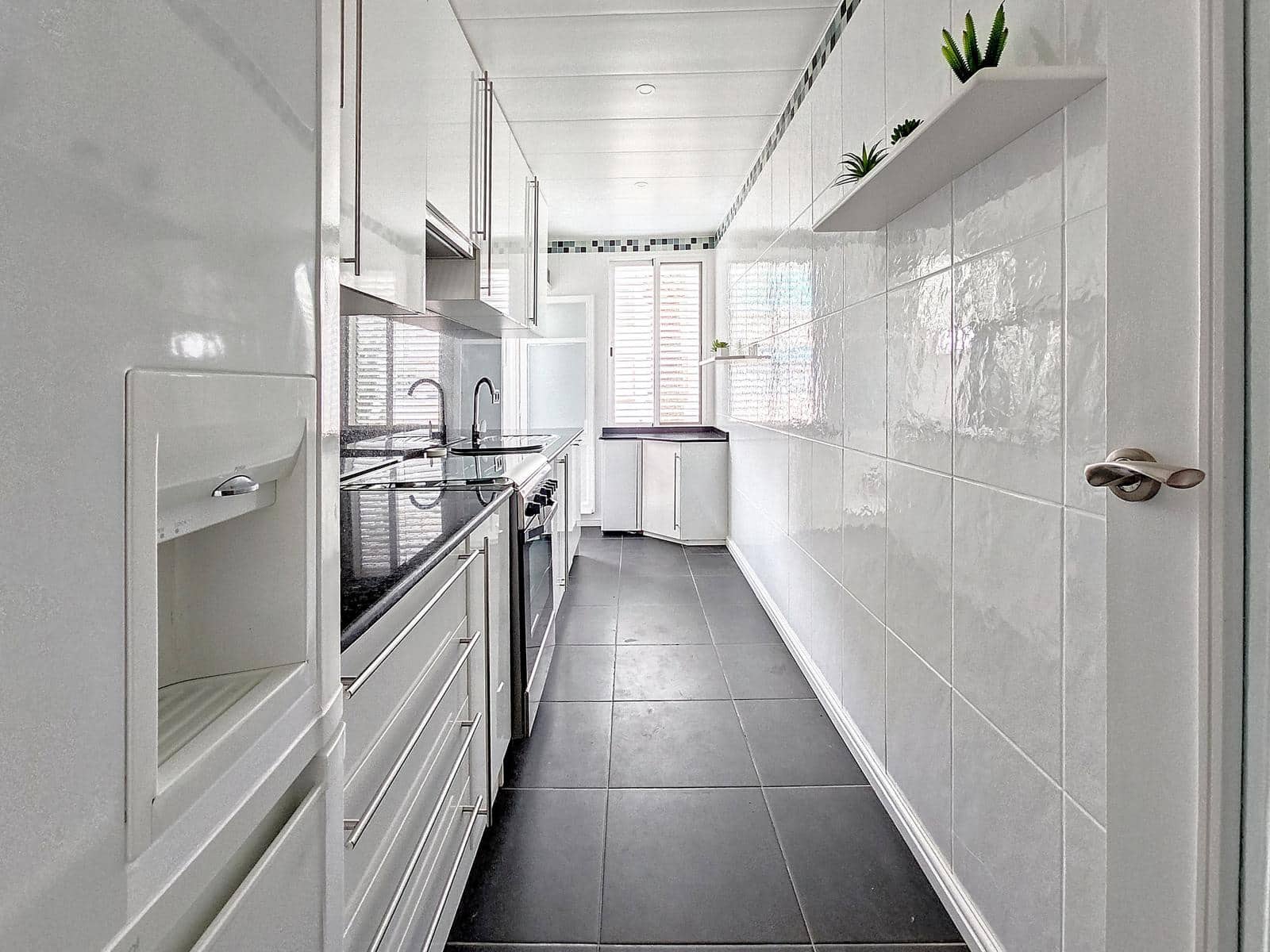 2 soveværelse Lejlighed til salg i Javea / Xabia med garage - € 245.000 (Ref: 8478159)