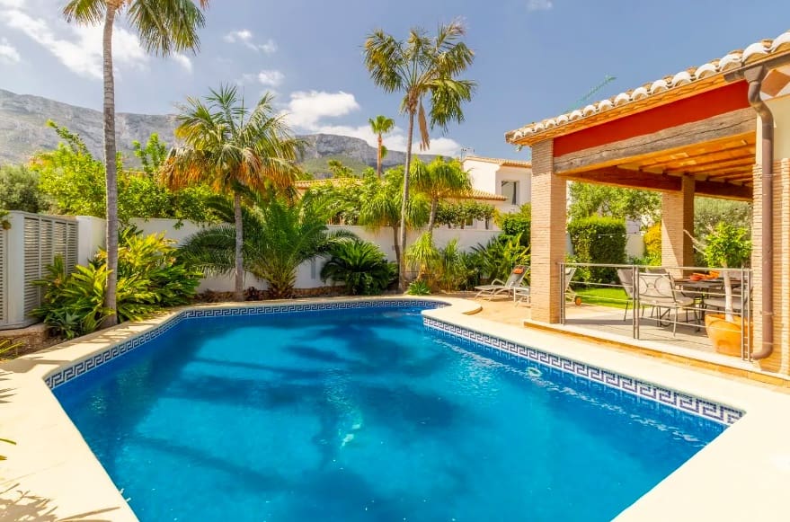 4 chambre Villa/Maison à vendre à Denia avec piscine garage - 895 000 € (Ref: 8577860)