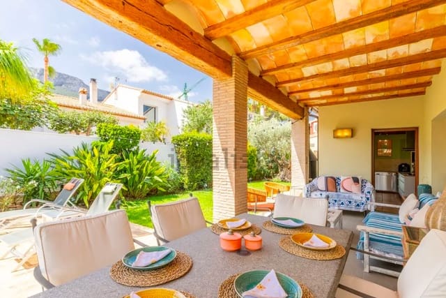 4 chambre Villa/Maison à vendre à Dénia avec piscine garage - 895 000 € (Ref: 8577860)