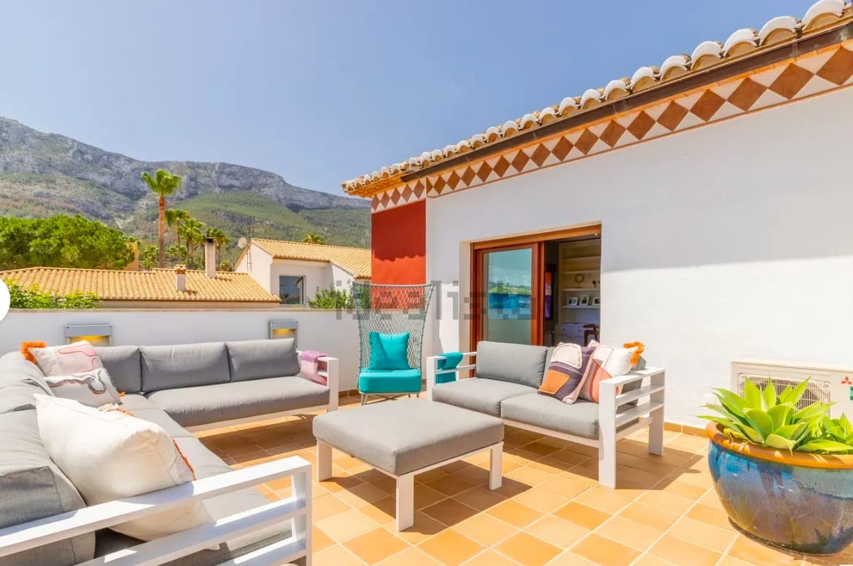 4 chambre Villa/Maison à vendre à Denia avec piscine garage - 895 000 € (Ref: 8577860)