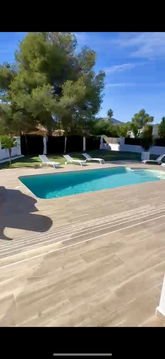 4 soverom Villa til salgs i Javea / Xabia med svømmebasseng garasje - € 1 350 000 (Ref: 8595864)