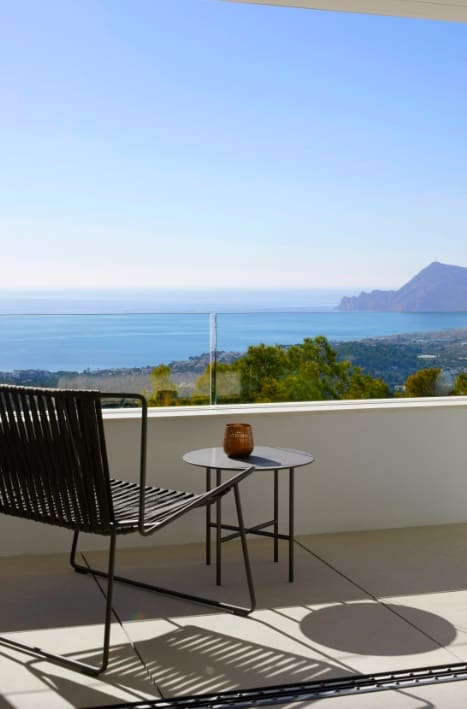 4 sypialnia Willa na sprzedaż w Altea z basenem garażem - 2 135 000 € (Ref: 8988858)